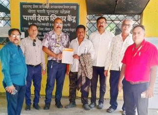 दुर्गंधीयुक्त पाण्याने वाडीकर त्रस्त; संताजी तेली समाज संघटनेचे निवेदन